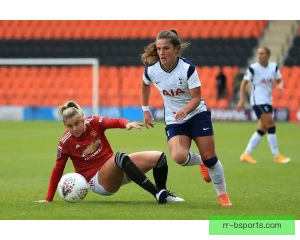 曼联女足历史性夺得女子足总杯冠军 温布利大球场战胜热刺女足